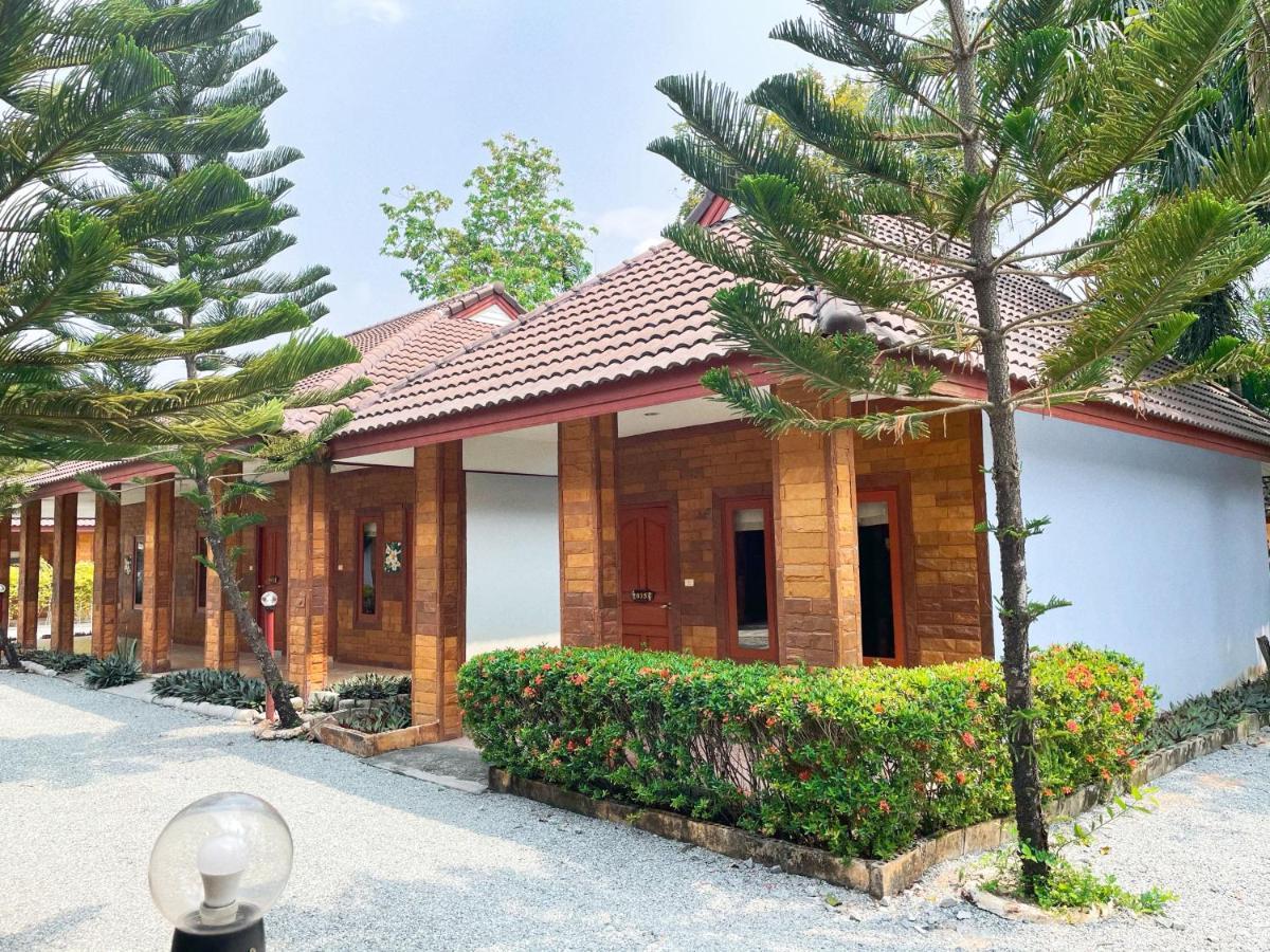 Gpm Resort Pattaya Джомтьєн-Біч Екстер'єр фото